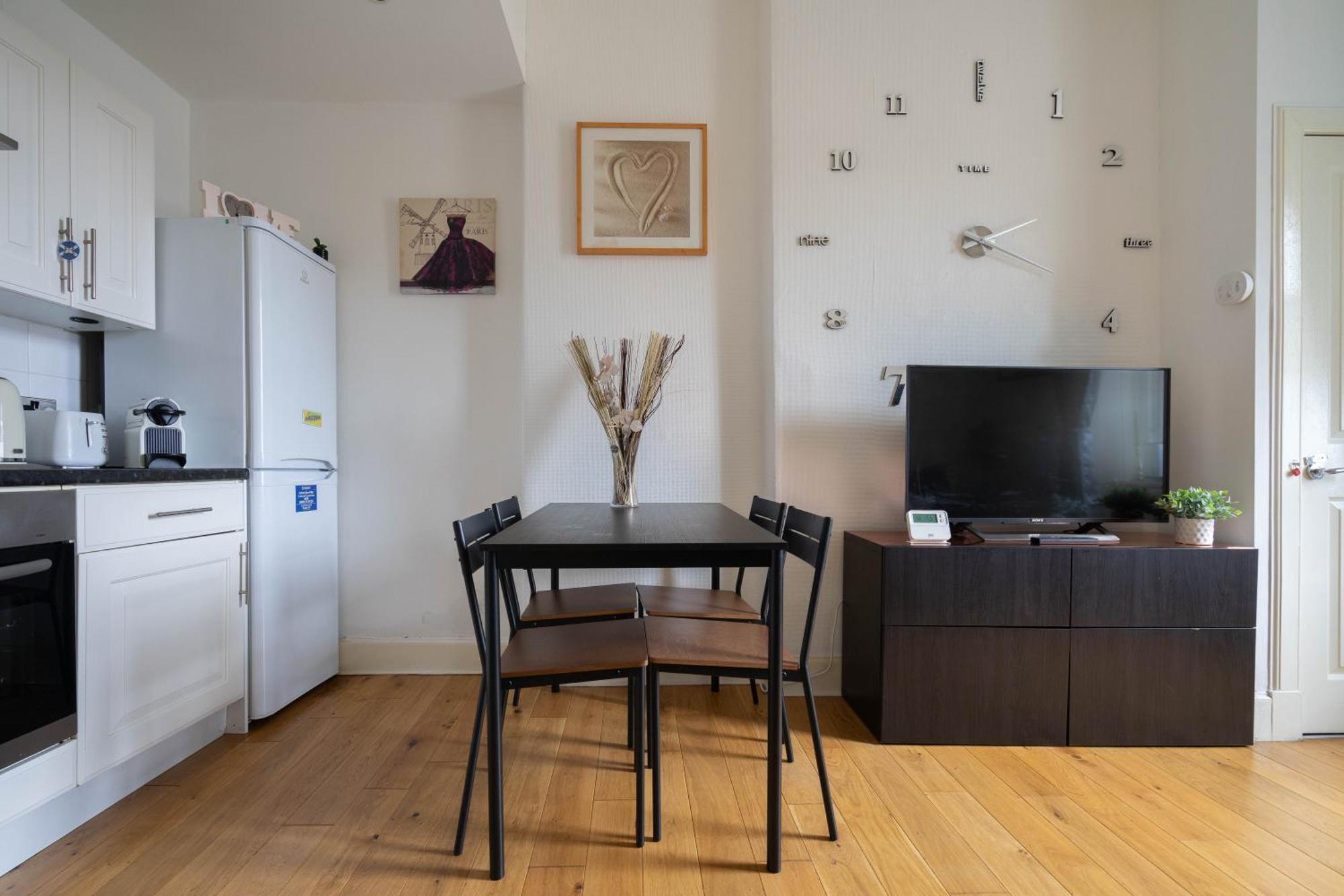 Cosy Leith Escape - Edinburgh City Eksteriør billede